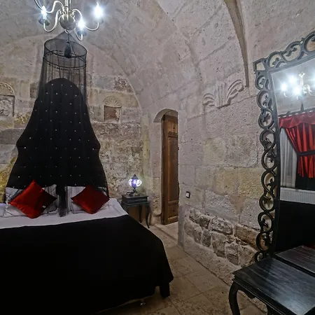 Mimi Cappadocia Luxury Cave Hotel 3*