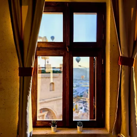 Mimi Cappadocia Luxury Cave 3* Üçhisar